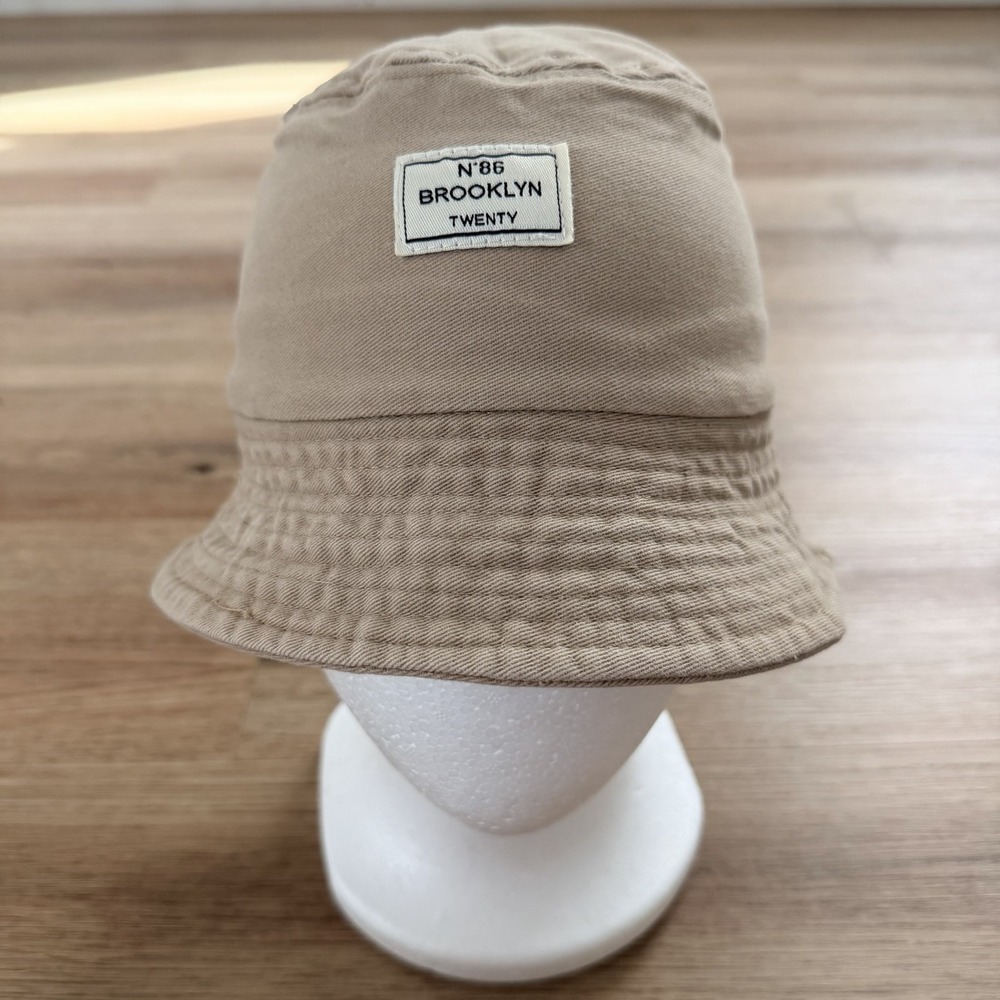Brooklyn Twenty Bucket Hat Tan Beige Size S Youth